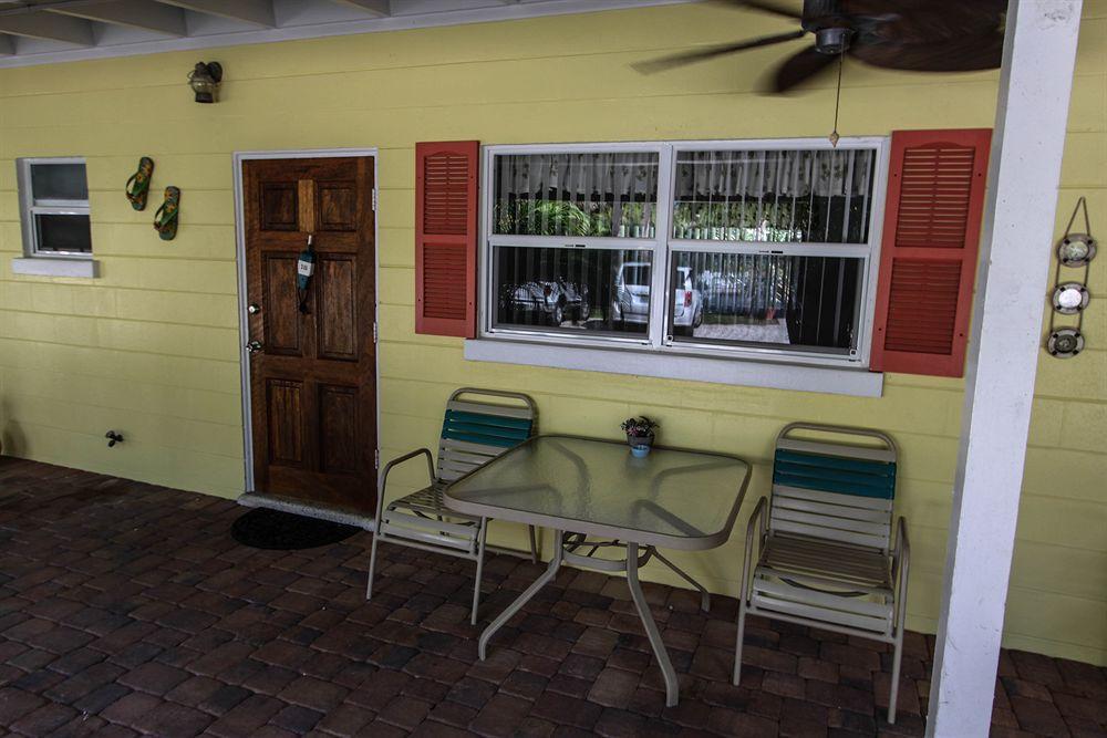 Anchor Inn And Cottages Sanibel Bagian luar foto