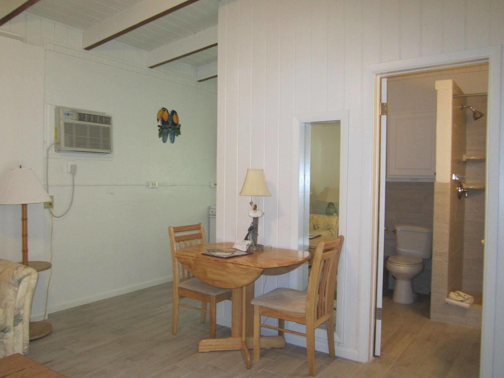 Anchor Inn And Cottages Sanibel Bagian luar foto